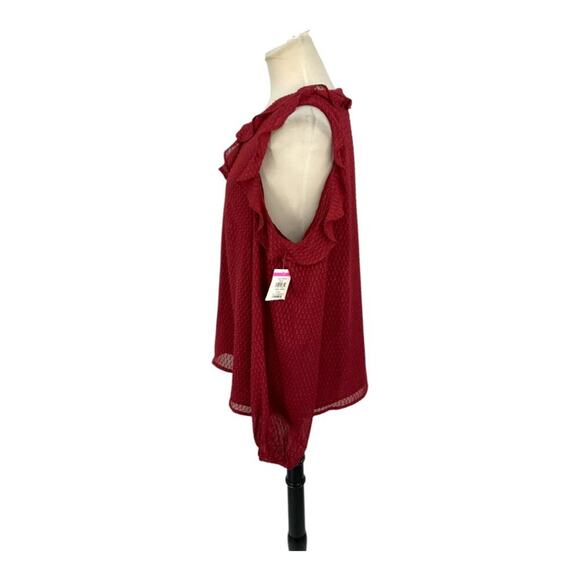 CeCe Ruffled Cold Shoulder Clip Dot Blouse Red Size Large NWOT $89 MSRP - Picture 5 of 8